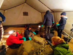 Mauern mit Regenschutz